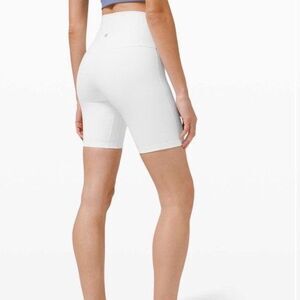 Lululemon Size 12 Align Shorts 8" White